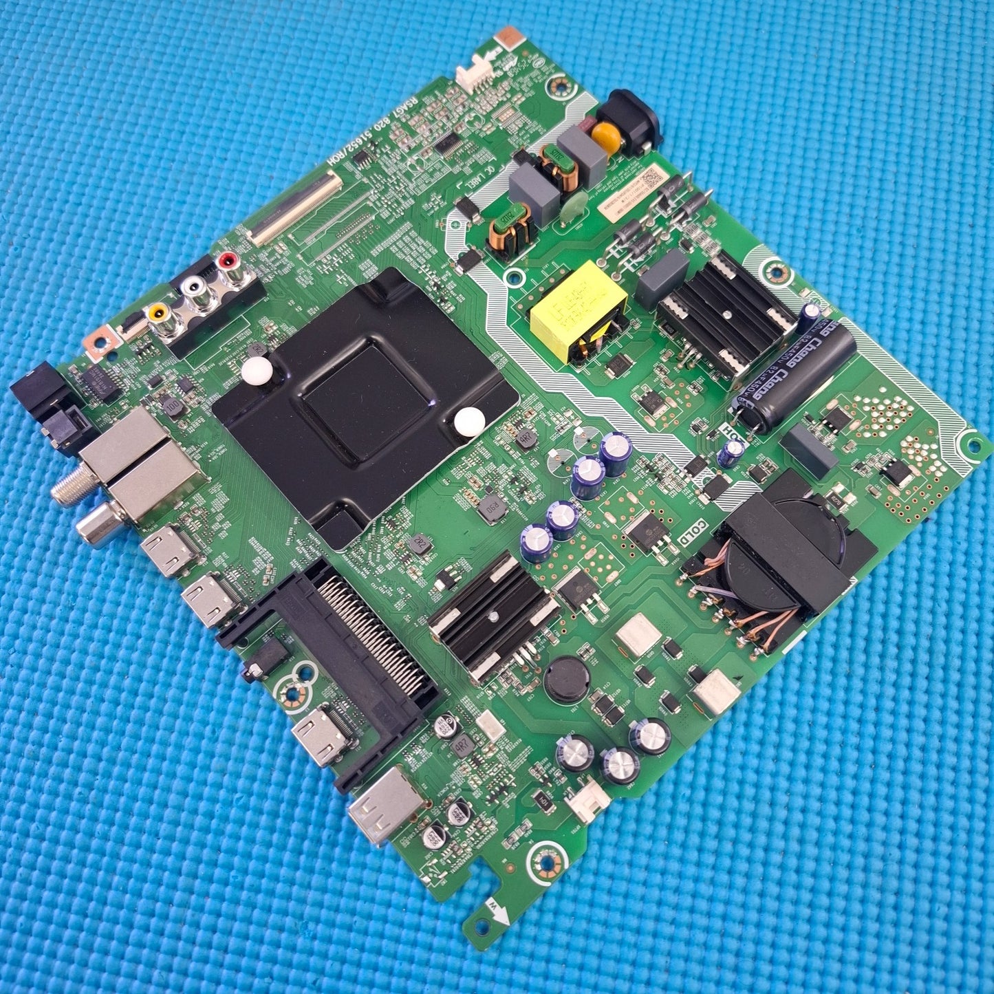 MAIN BOARD FR HISENSE 55A6QTUK TV RSAG7.820.51652/ROH 441932 SCREEN HV550QUB-F72