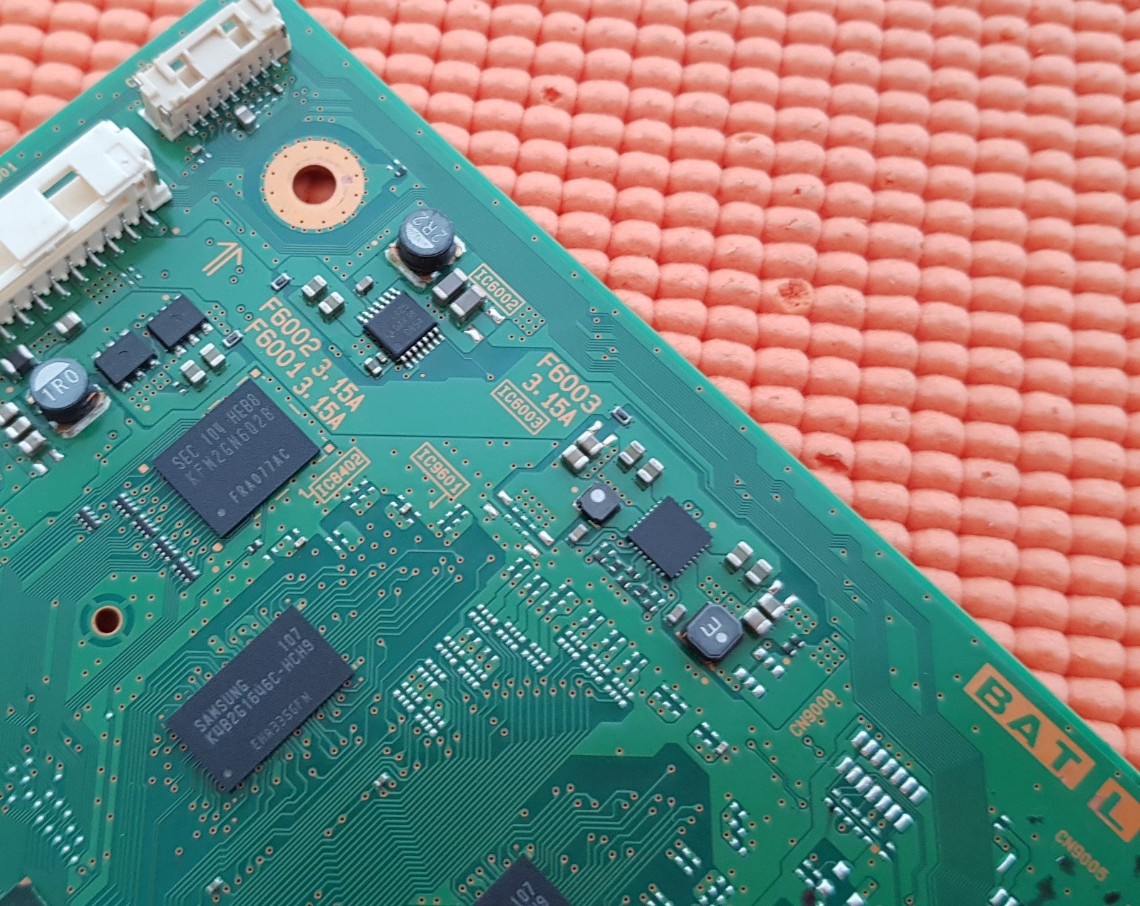 MAIN BOARD FOR SONY KDL-40NX723 40" TV 1-883-754-12 Y2009570A SCREEN LSY400HF01
