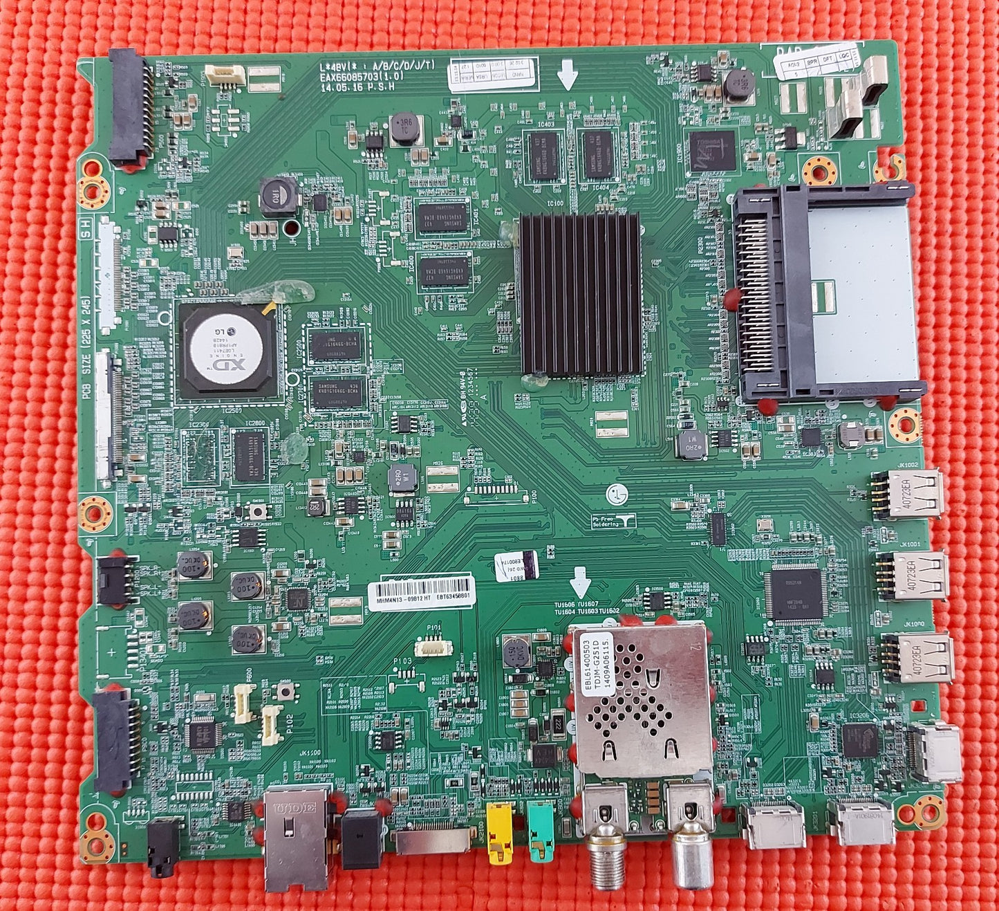 MAIN AV BOARD FOR LG 40UB800V TV EAX66085703 EBT63458801 SCREEN V390DK2-XRKS1