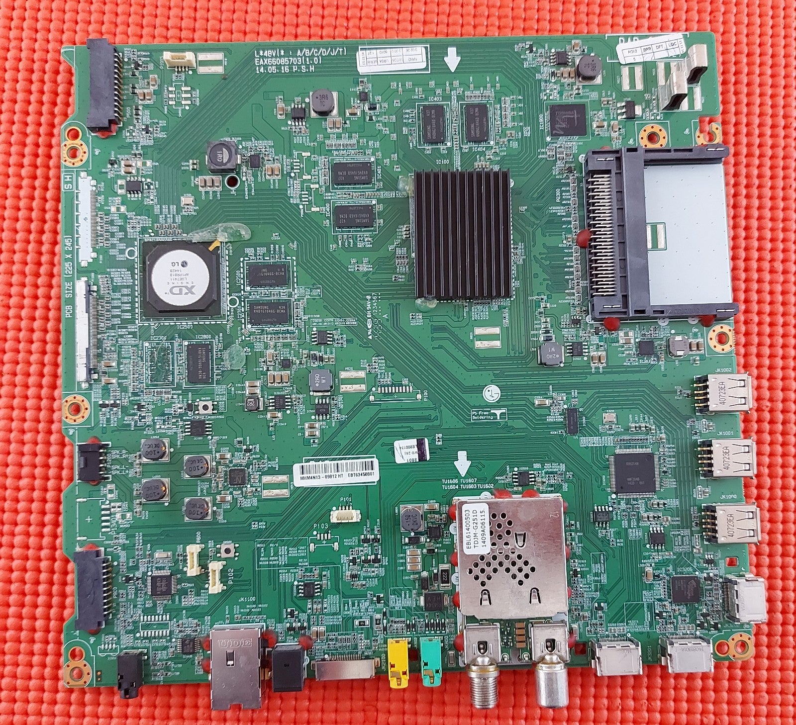 MAIN AV BOARD FOR LG 40UB800V TV EAX66085703 EBT63458801 SCREEN V390DK2-XRKS1
