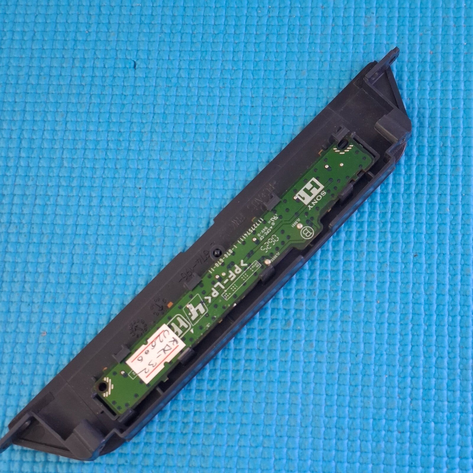 FUNCTION BUTTON UNIT FOR SONY KDL-32U2000 32" TV 1-870-678-11