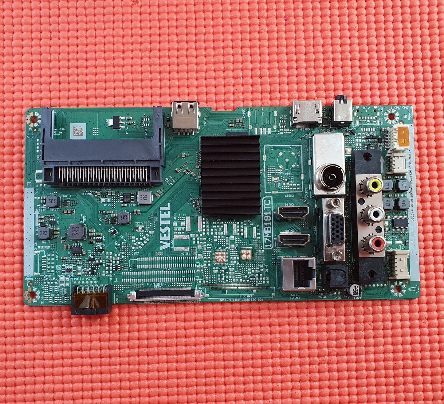 MAIN BOARD FOR TECHWOOD 32AO10FHD 32" TV 17MB181TC 23724112 SCREEN HV320FHB-F40