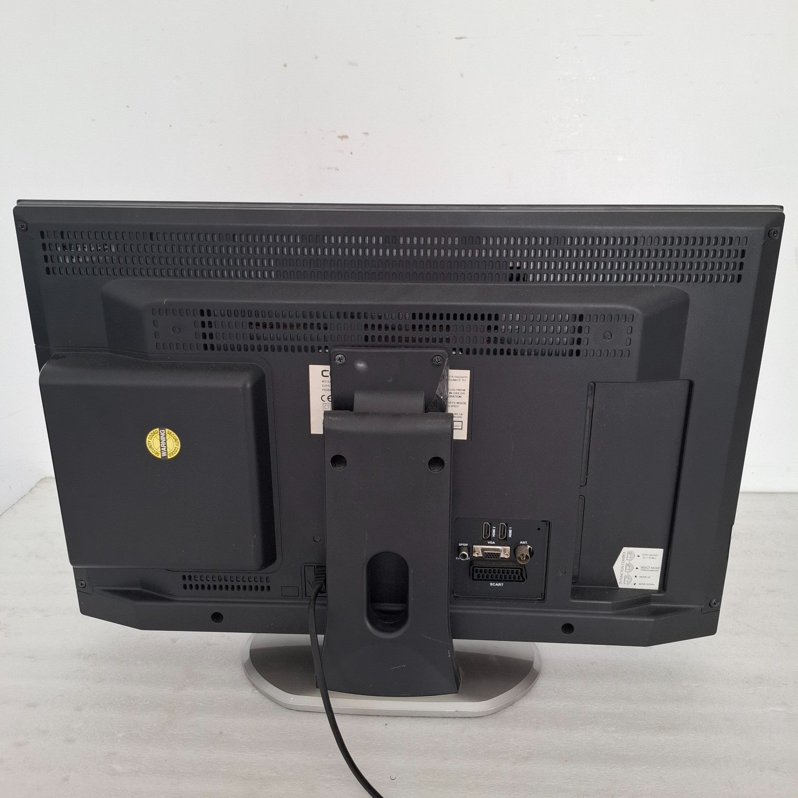 CELCUS LED24S913DVDFHD 24" Full HD LED HDMI USB Scart TV With Remote + Stand