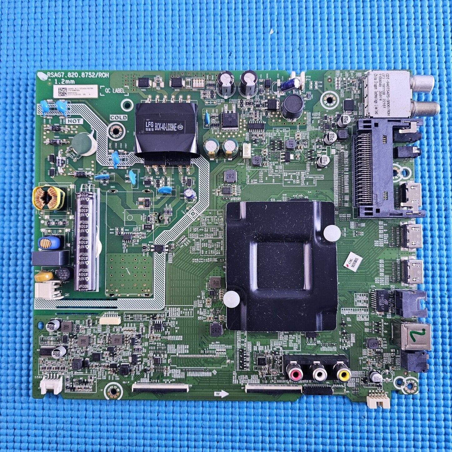MAIN BOARD FOR HISENSE H43B7100UK TV RSAG7.820.8752/ROH 43A6101EE SCRN T430QVN03