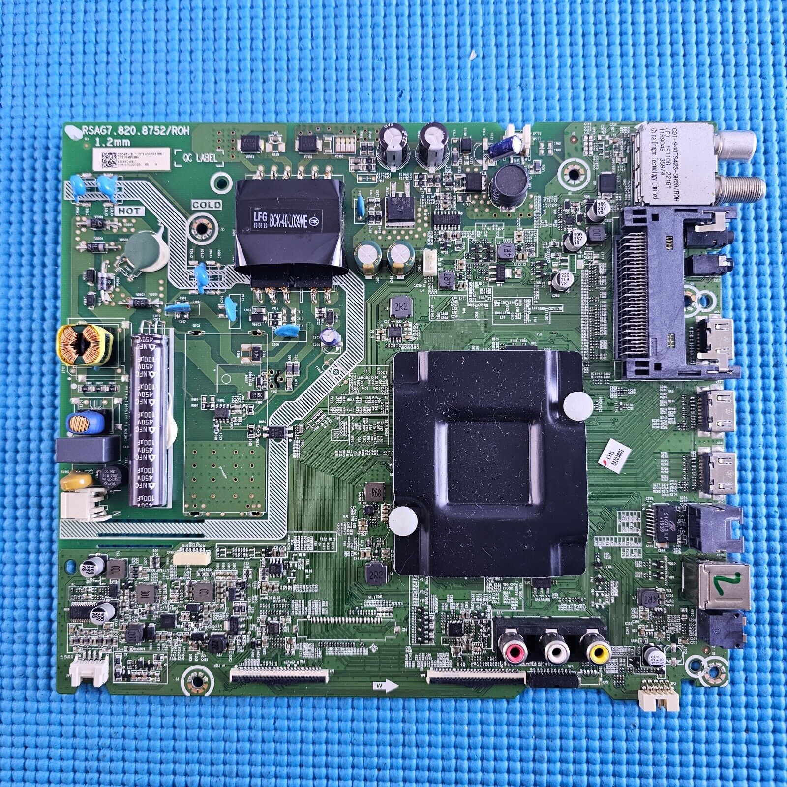 MAIN BOARD FOR HISENSE H43B7100UK TV RSAG7.820.8752/ROH 43A6101EE SCRN T430QVN03