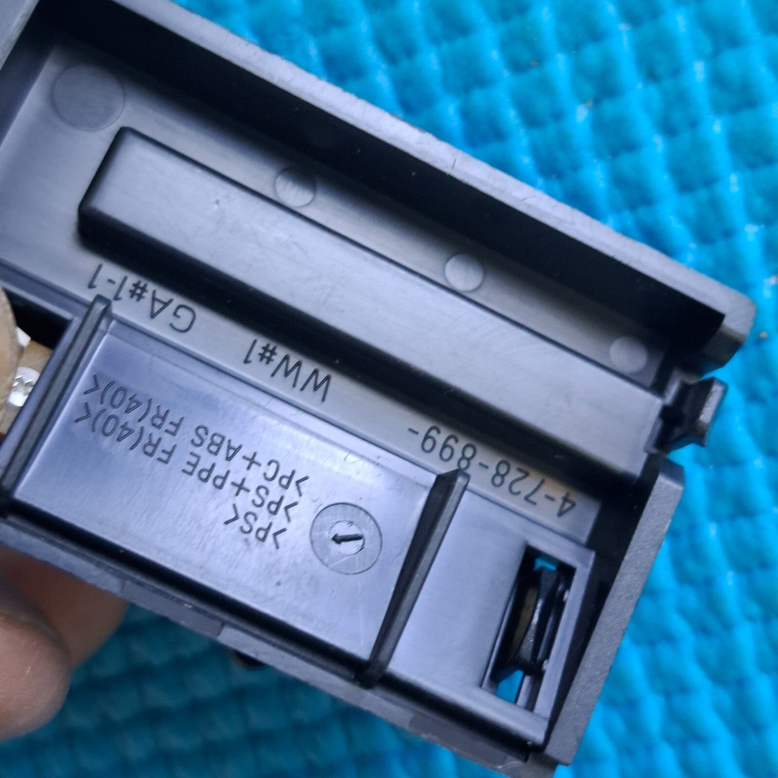 BUTTON UNIT SONY KD-55XG8096 KD-55XG8505 KD-65XF7596 TV 4-728-899
