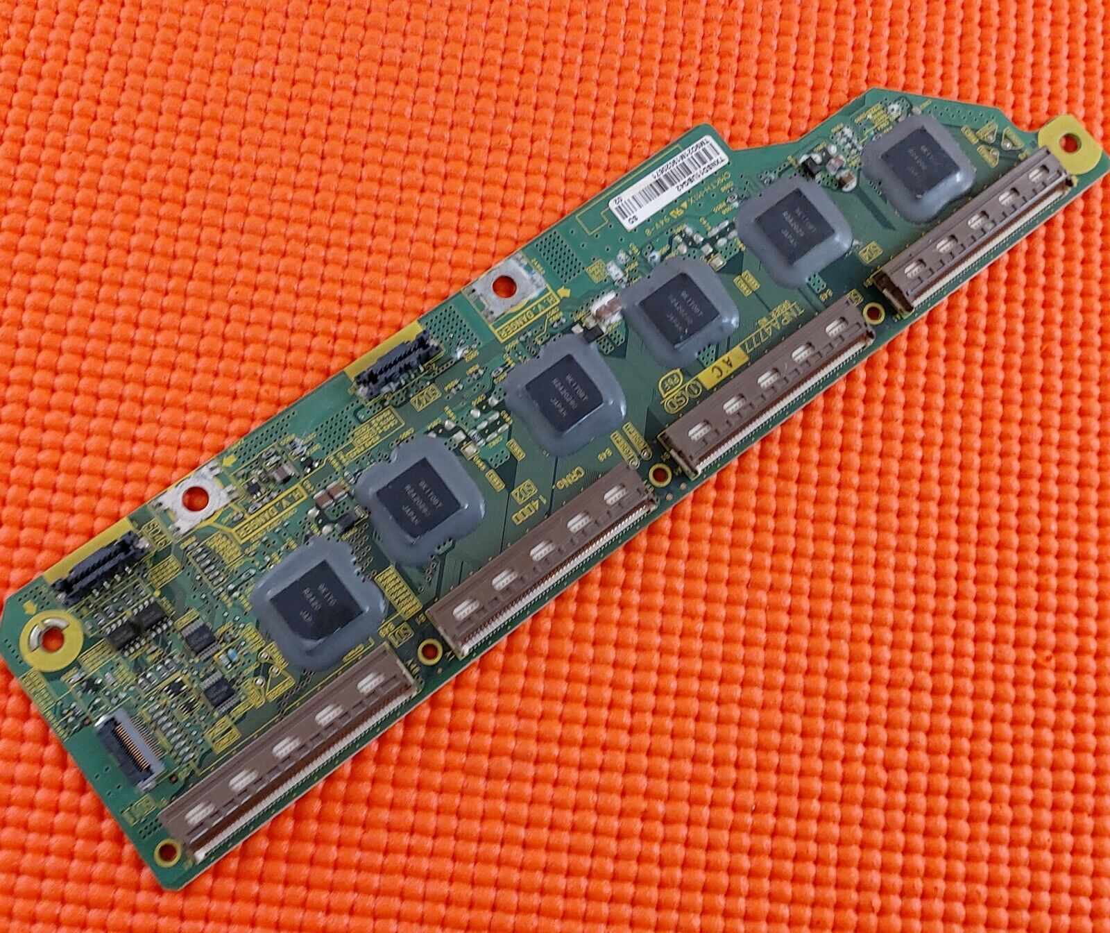 BUFFER BOARD FOR PANASONIC TX-P42C10B PLASMA TV TNPA4777 AC 1 SD TXNSD11UBG42