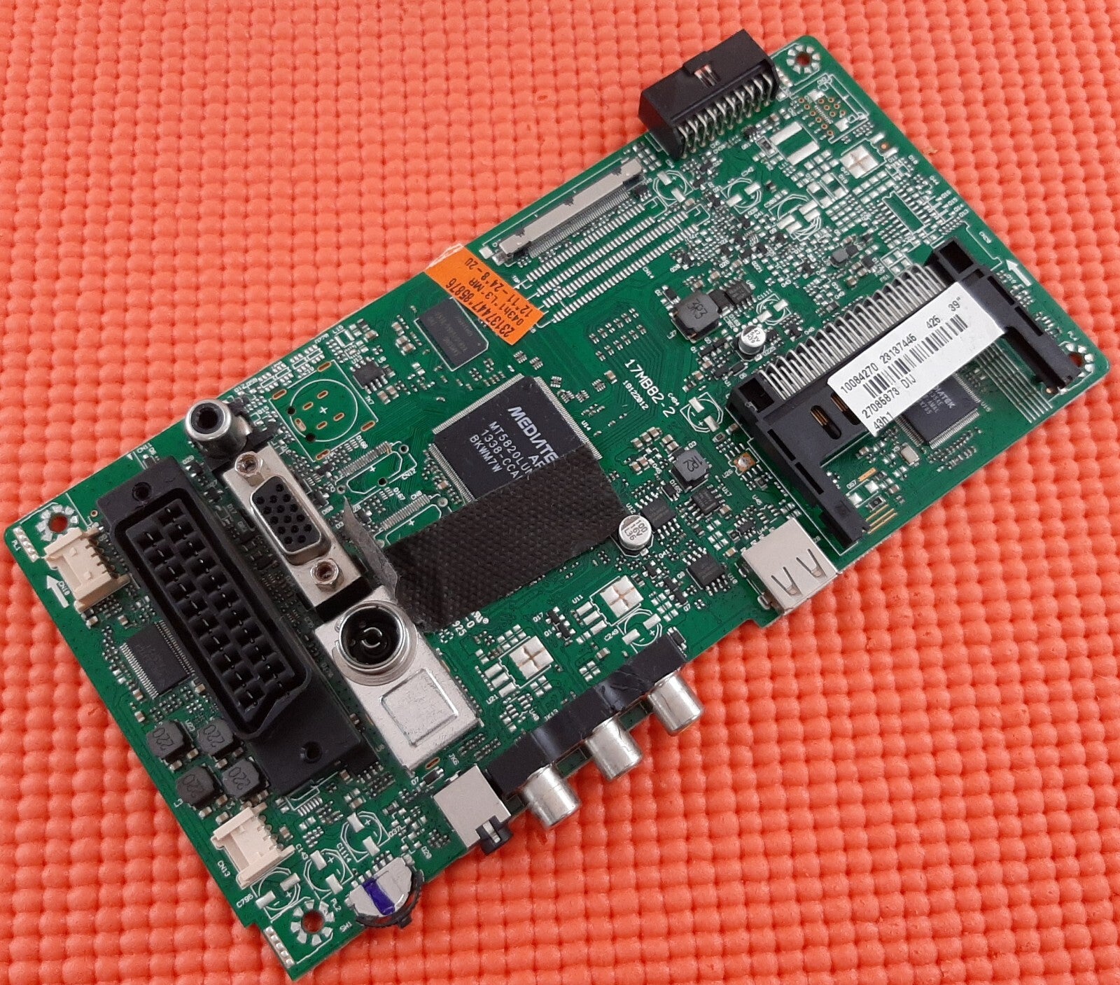 MAIN BOARD FOR CELCUS DLED39167FHD DLED39180FHD TV 17MB82-2 23137445 T390HVN01