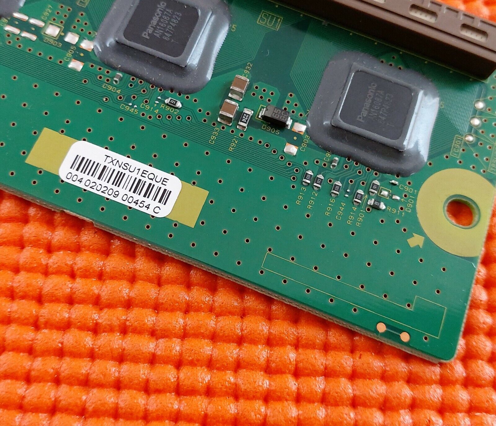 BUFFER BOARD FOR PANASONIC TX-P42X10B 42" PLASMS TV TNPA4776 1 SU TXNSU1EQUE