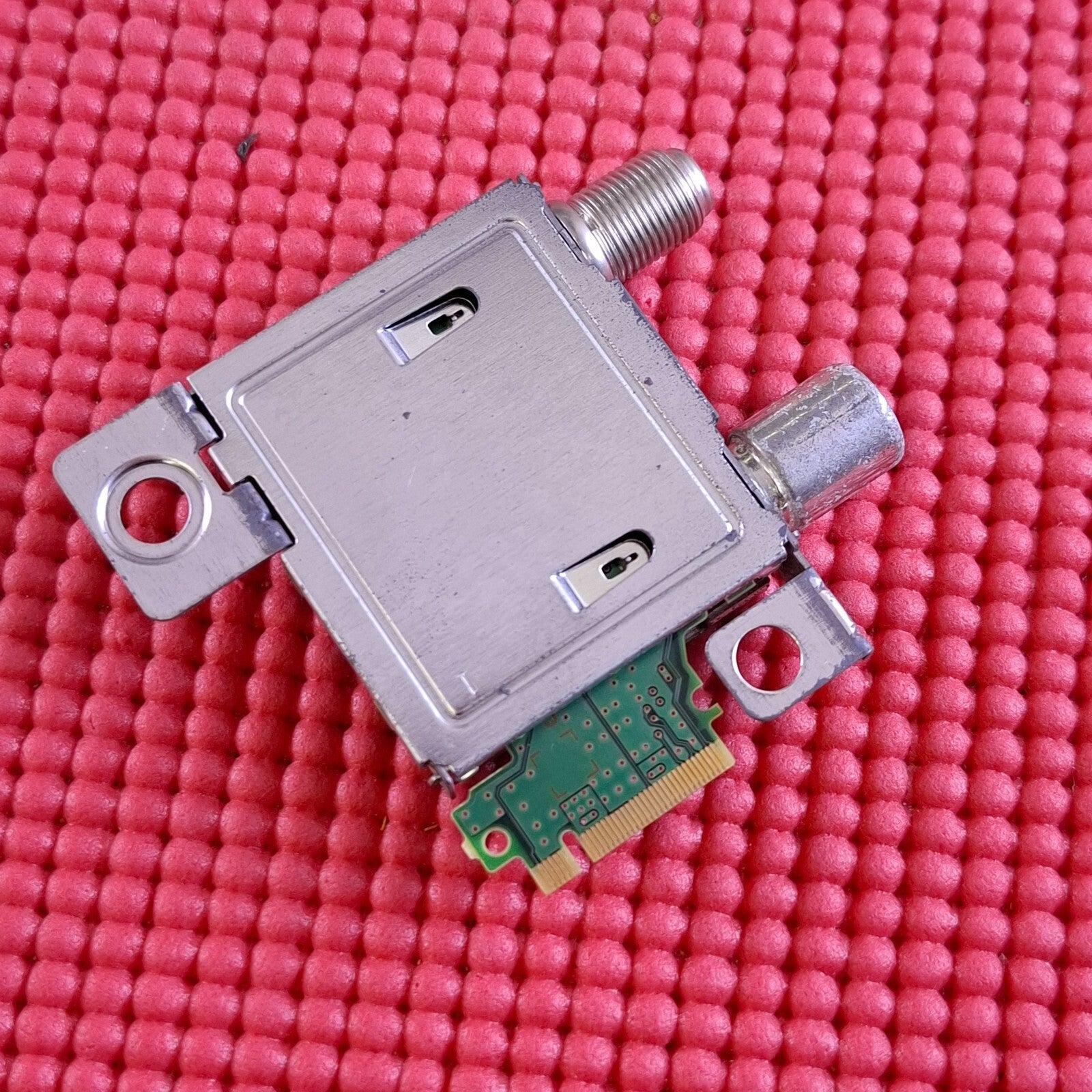 SATELLITE TUNER SONY KD-65XD7505 KD-55XD7005 KD-43XD7004 TV 1-980-795-11 CE243ZP