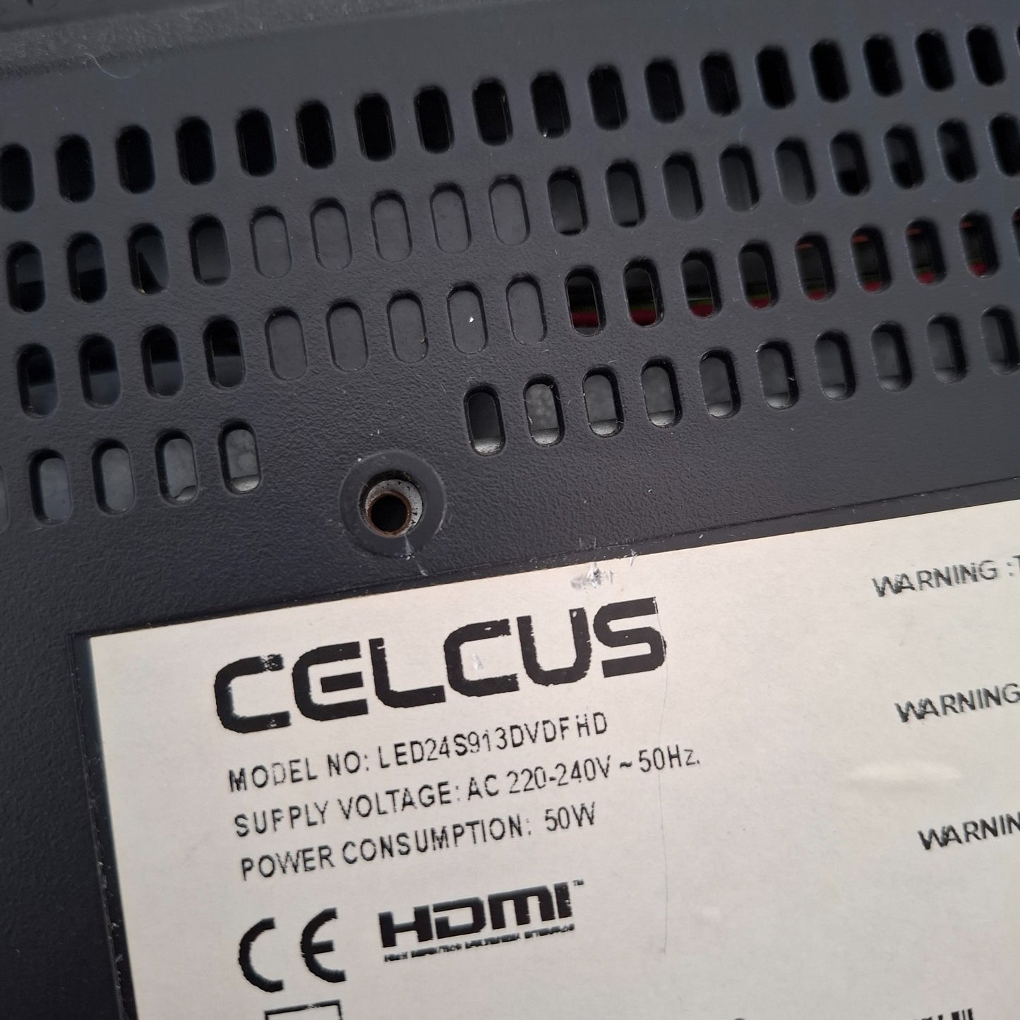 CELCUS LED24S913DVDFHD 24" Full HD LED HDMI USB Scart TV With Remote + Stand