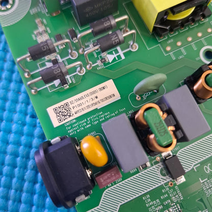 MAIN BOARD FR HISENSE 55A6QTUK TV RSAG7.820.51652/ROH 441932 SCREEN HV550QUB-F72