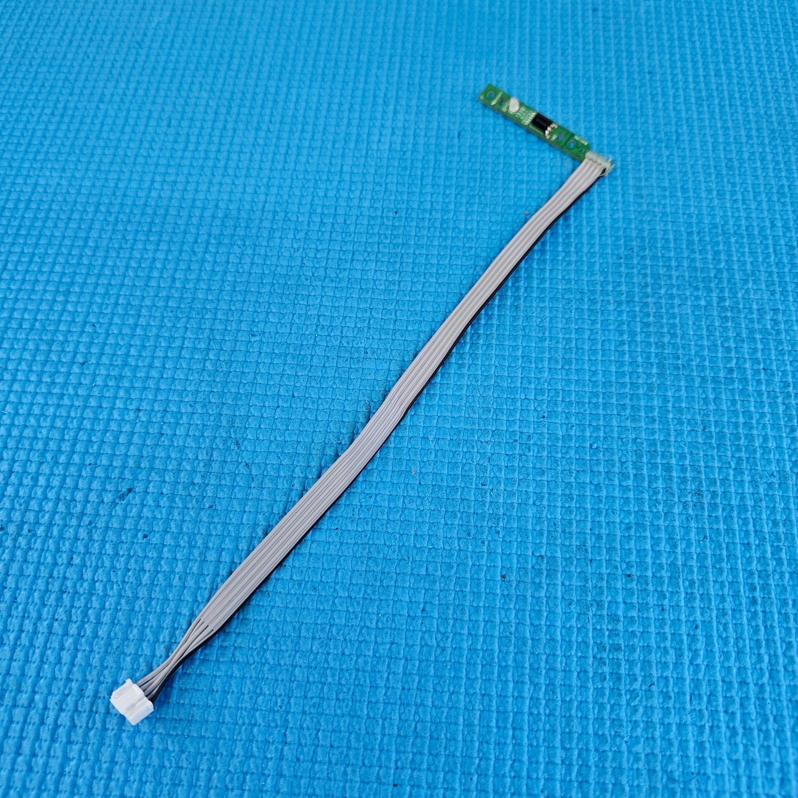 IR REMOTE SENSOR FOR HITACHI 40HXC06U A 40" TV 17LD151