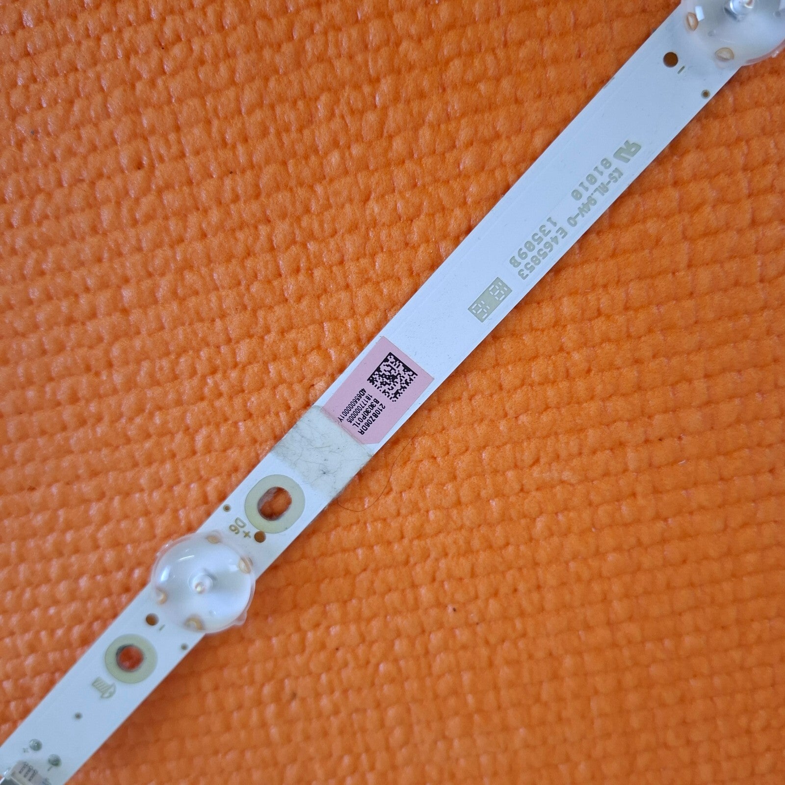 1x LED BACKLIGHT STRIP FOR PHILIPS 65PUS6162/12 65" TV LB65047 V1_02 TYPE R