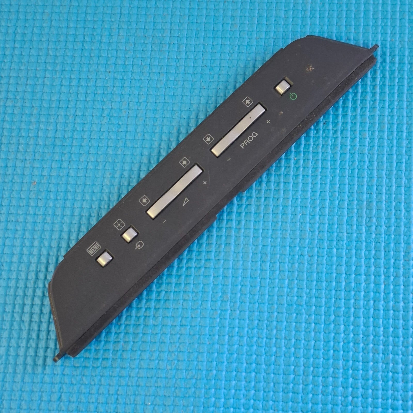 FUNCTION BUTTON UNIT FOR SONY KDL-32U2000 32" TV 1-870-678-11