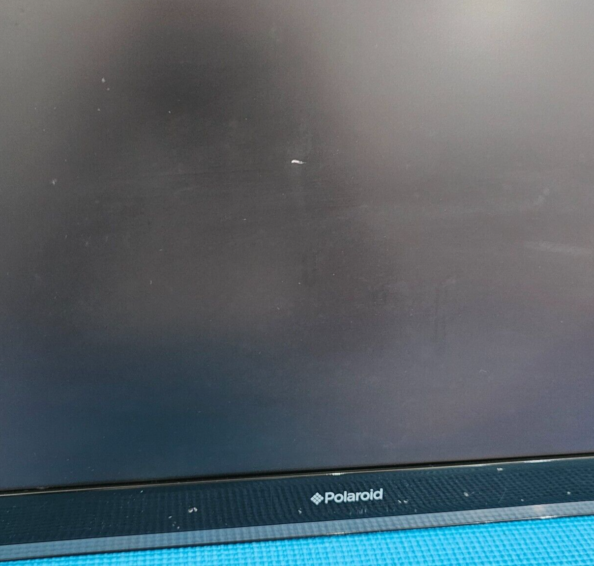Polaroid 22" HD Ready LCD TV HDMI USB Scart With Remote