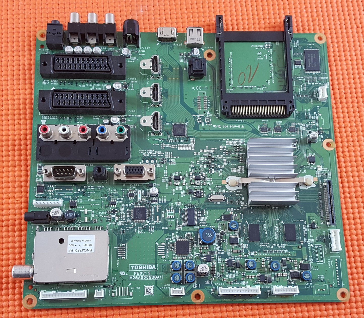 MAIN BOARD FOR TOSHIBA 37RV635D 42RV635D TV PE0719 V28A000938A1 SCREEN LC370WUN