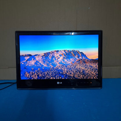 LG 19LV250U-ZA 19" HD Ready LED TV Monitor HDMI USB | NO STAND, NO ADAPTER