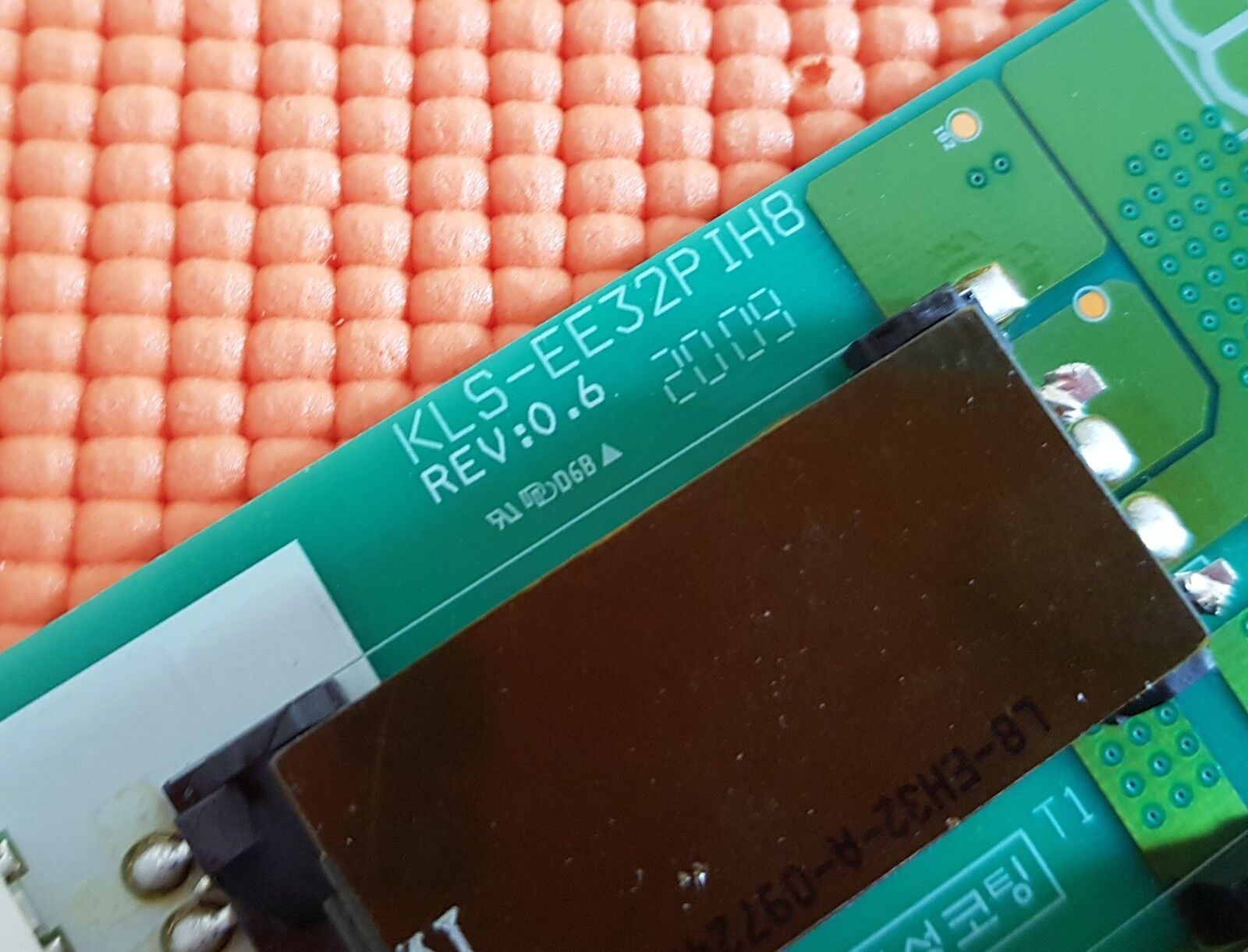 INVERTER BOARD FOR XENIUS LCDX32WHD90 LCD32HDF LCD TV 6632L-0572A KLS-EE32PIH8