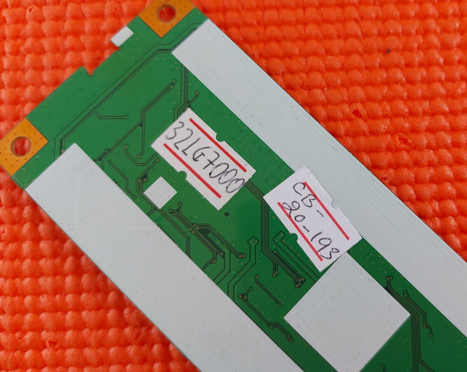 LVDS BOARD FOR 32LG5700 32LG7000 L32VP03U LCD32T2FHD TV 6870C-0230A 6871L-1438C