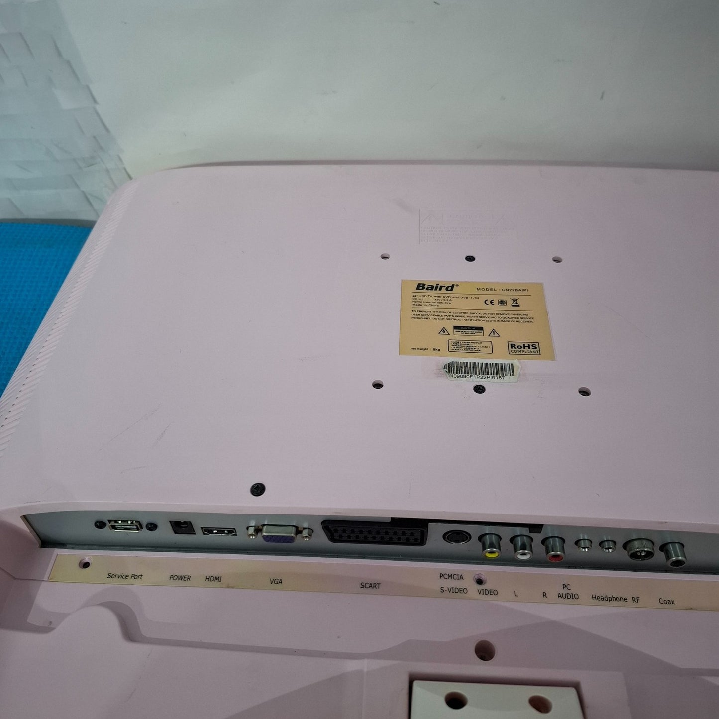BAIRD CN22BAIPI 22" HD Ready LED 12v TV HDMI USB Scart - Pink