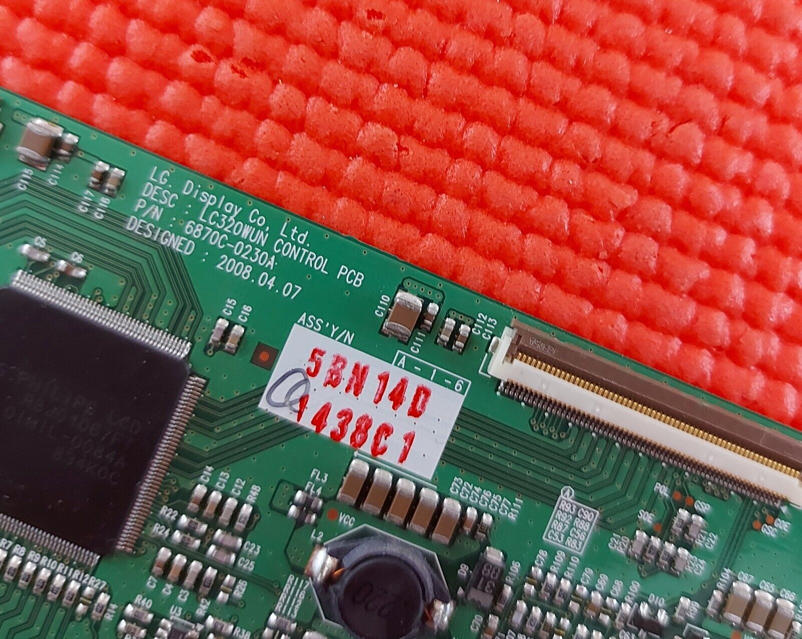 LVDS BOARD FOR 32LG5700 32LG7000 L32VP03U LCD32T2FHD TV 6870C-0230A 6871L-1438C