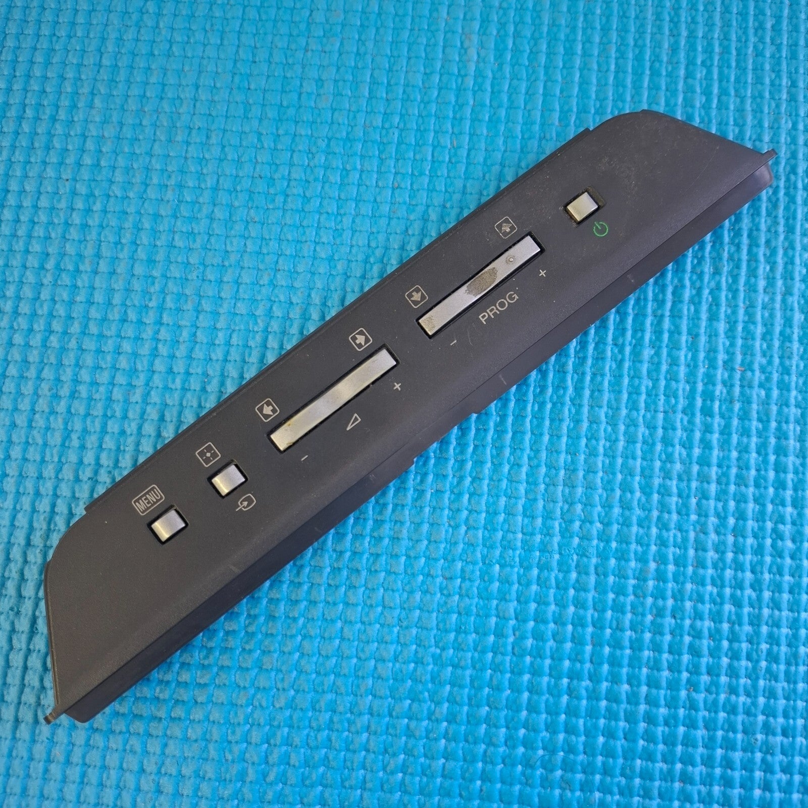 POWER BUTTON UNIT FOR SONY KDL-20S2020 20" TV 1-870-682-11