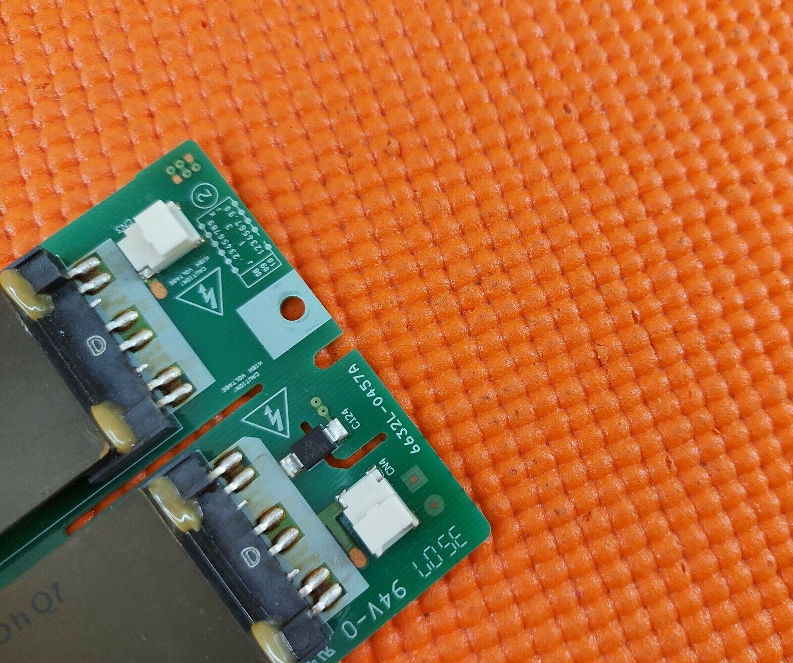 INVERTER FOR BUSH LCD37TV07HD LCD37762HDF X37DTV L37TA6A LCD37805HD 6632L-0457A