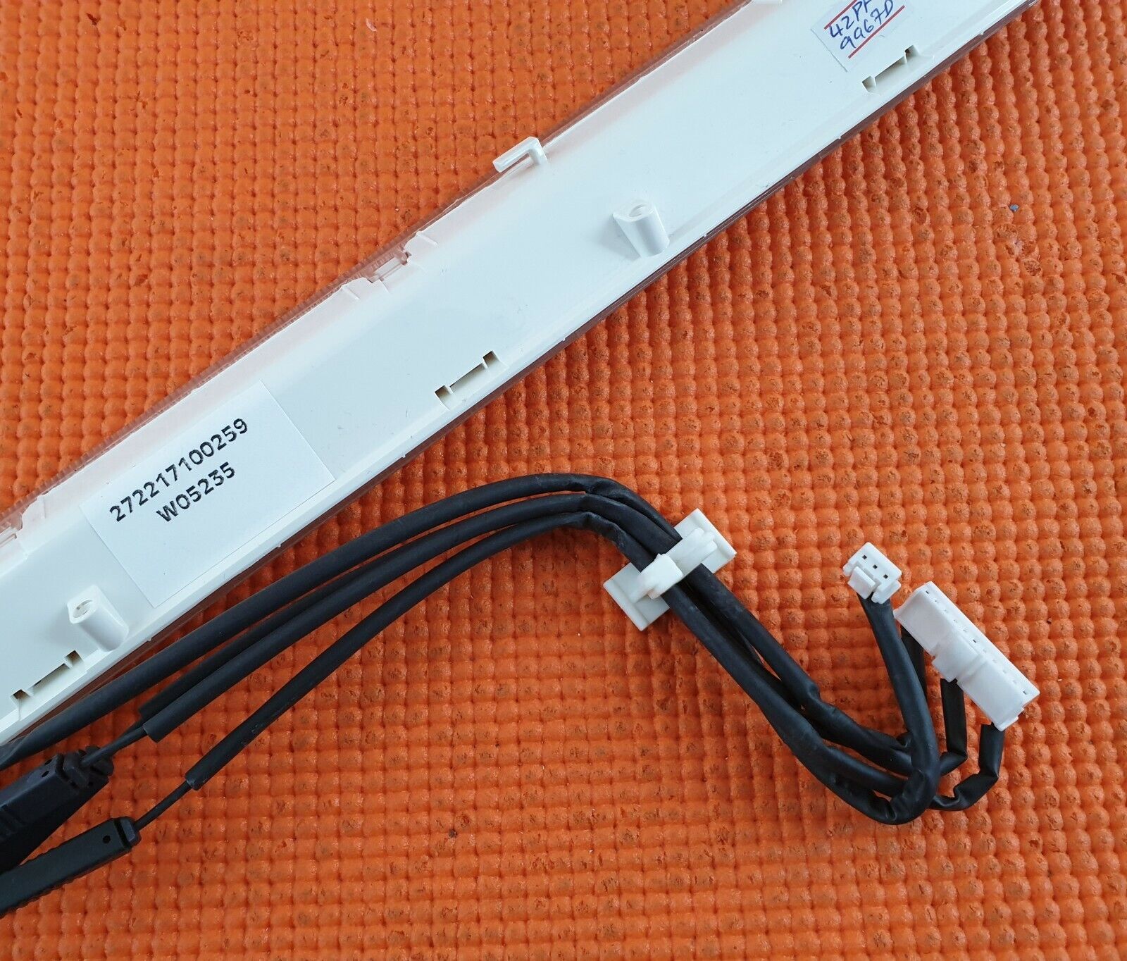 AMBILIGHT MODULE FOR PHILIPS 42PF9967D 72" TV 2722171002597 2722 171 00259
