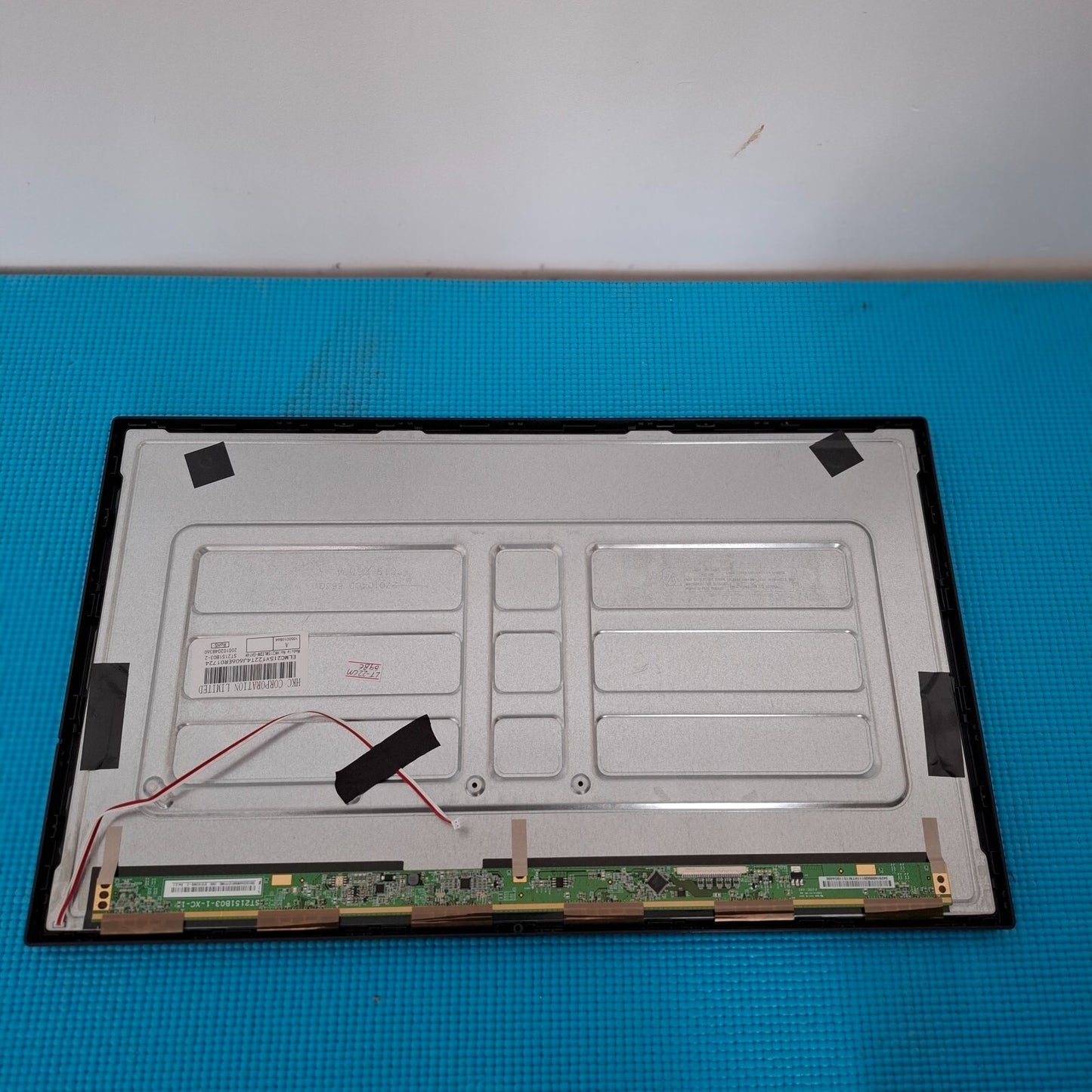 LED/LCD SCREEN PANEL CSOT ST2151B03-2 VER2.1 FOR JVC LT-22CM69BE 22" MONITOR