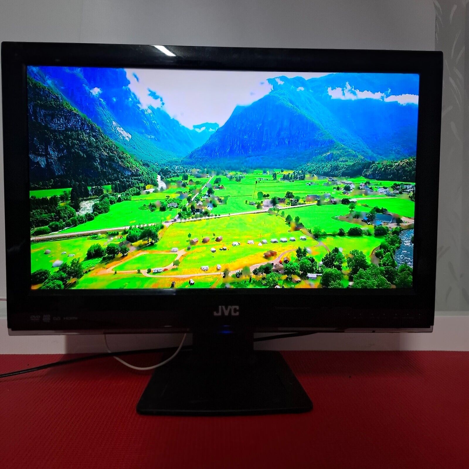 JVC LT-22HD32J 22" Full HD 1080p LED TV HDMI USB With Stand + Remote