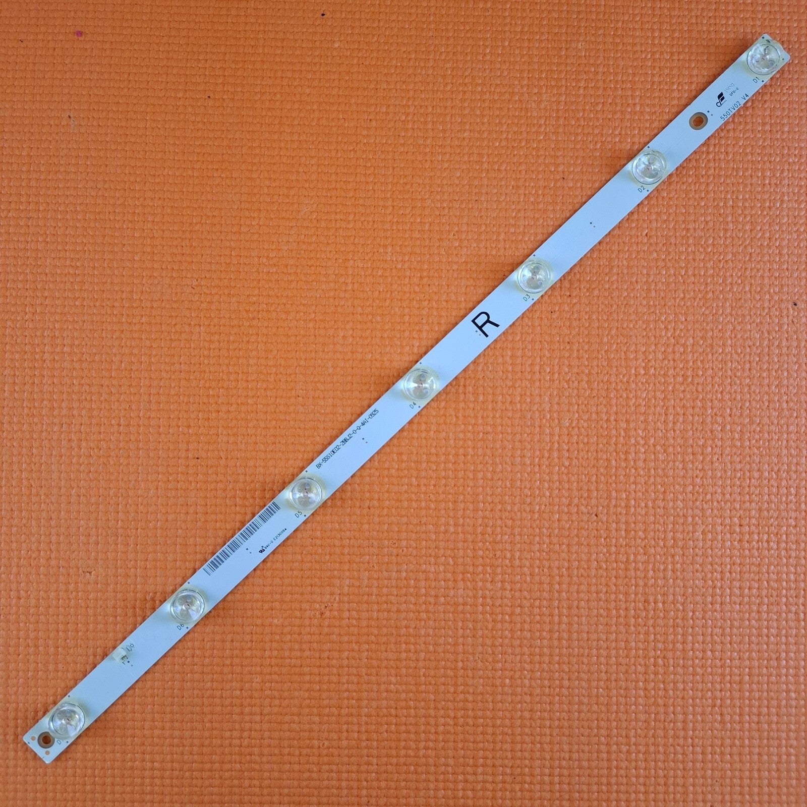 1x RIGHT BACKLIGHT STRIP FOR PANASONIC TX-55AX630B TV 550TV02 V4
