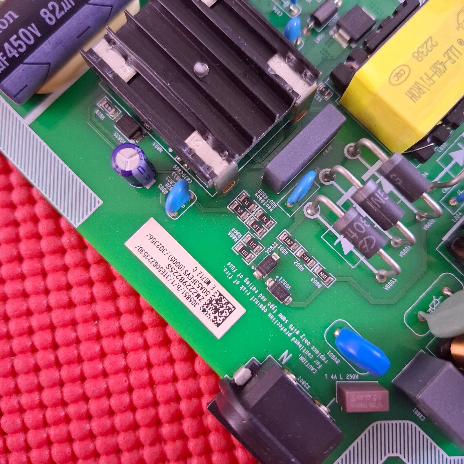 MAIN BOARD FOR HISENSE 50A6BGTUK TV RSAG7.820.12365/ROH 50A53FEVS SCREEN CV500U2