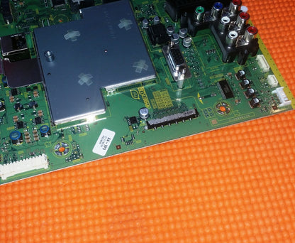 MAIN BOARD FOR PANASONIC TX-L32D28BPA TV TNPH0877 1 A TXN/A10QXU SCREEN LC320EUH