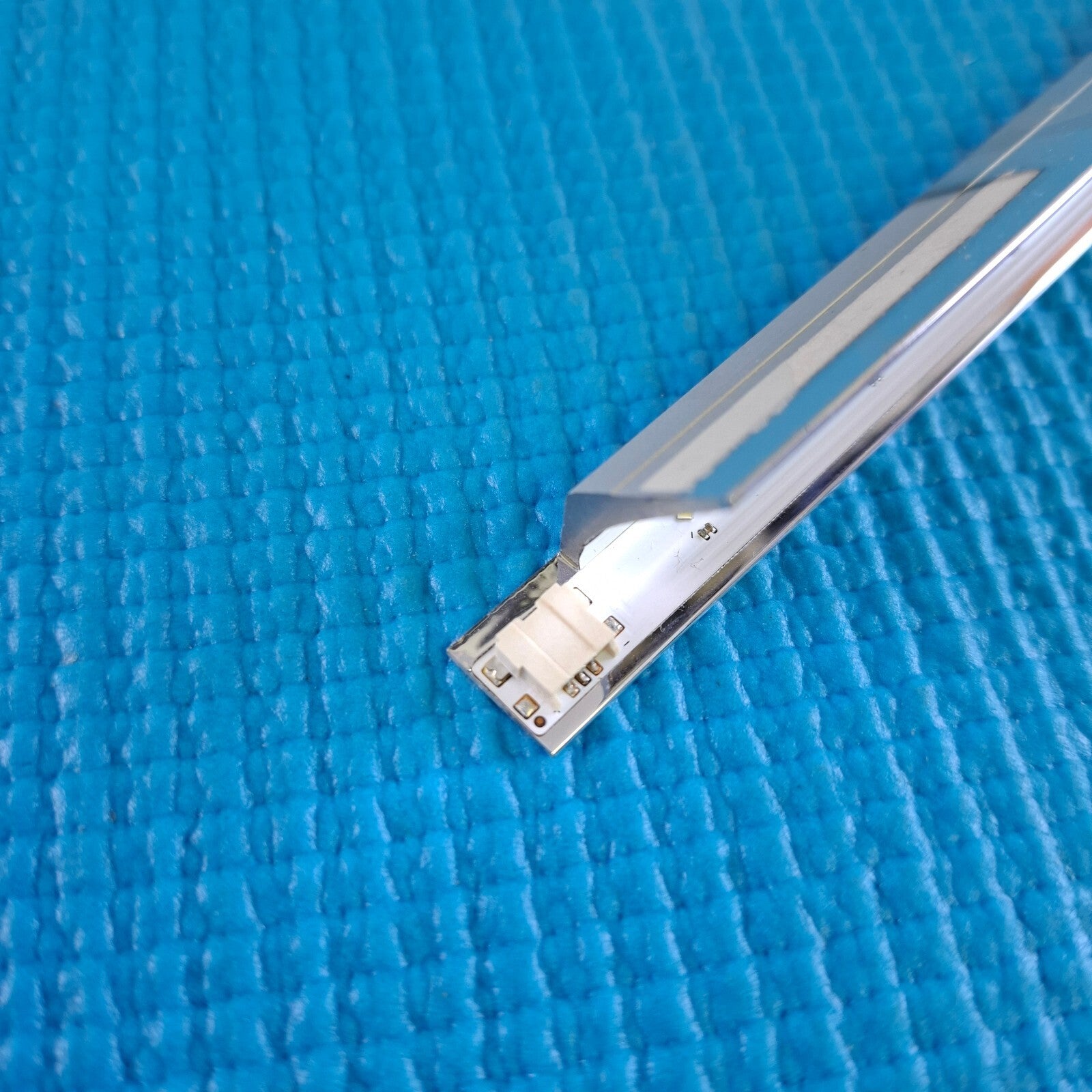 1x BACKLIGHT UE40K5100 TV BN96-39720A V6LF_395SFB_LED21_-3-11_R3 CY-FK040BNNV3H