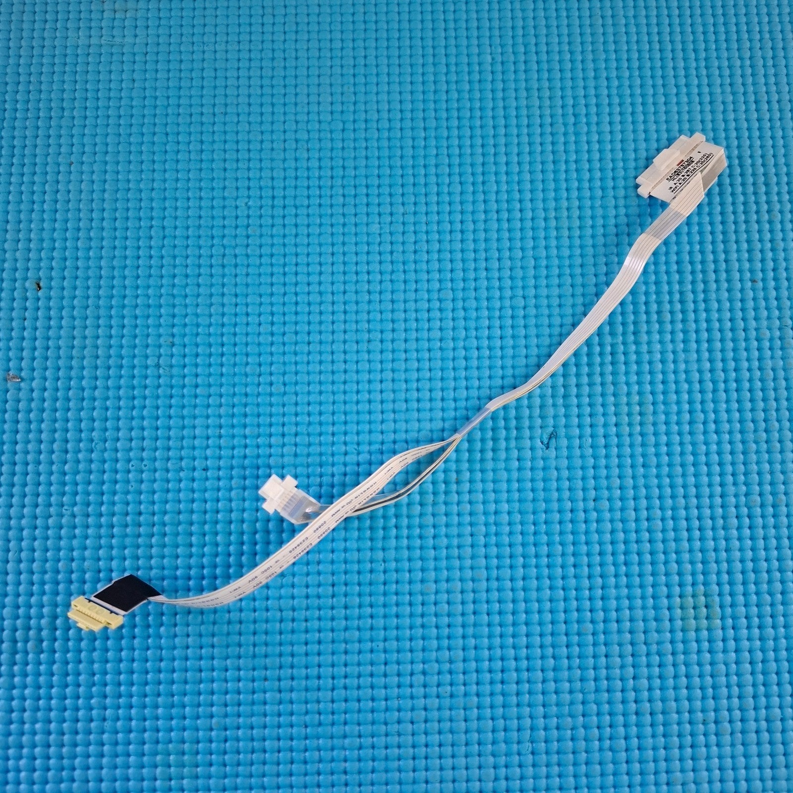 WIFI IR SESNOR BUTTON FLAT RIBBON CABLE ONLY FOR LG TV EAD63787304