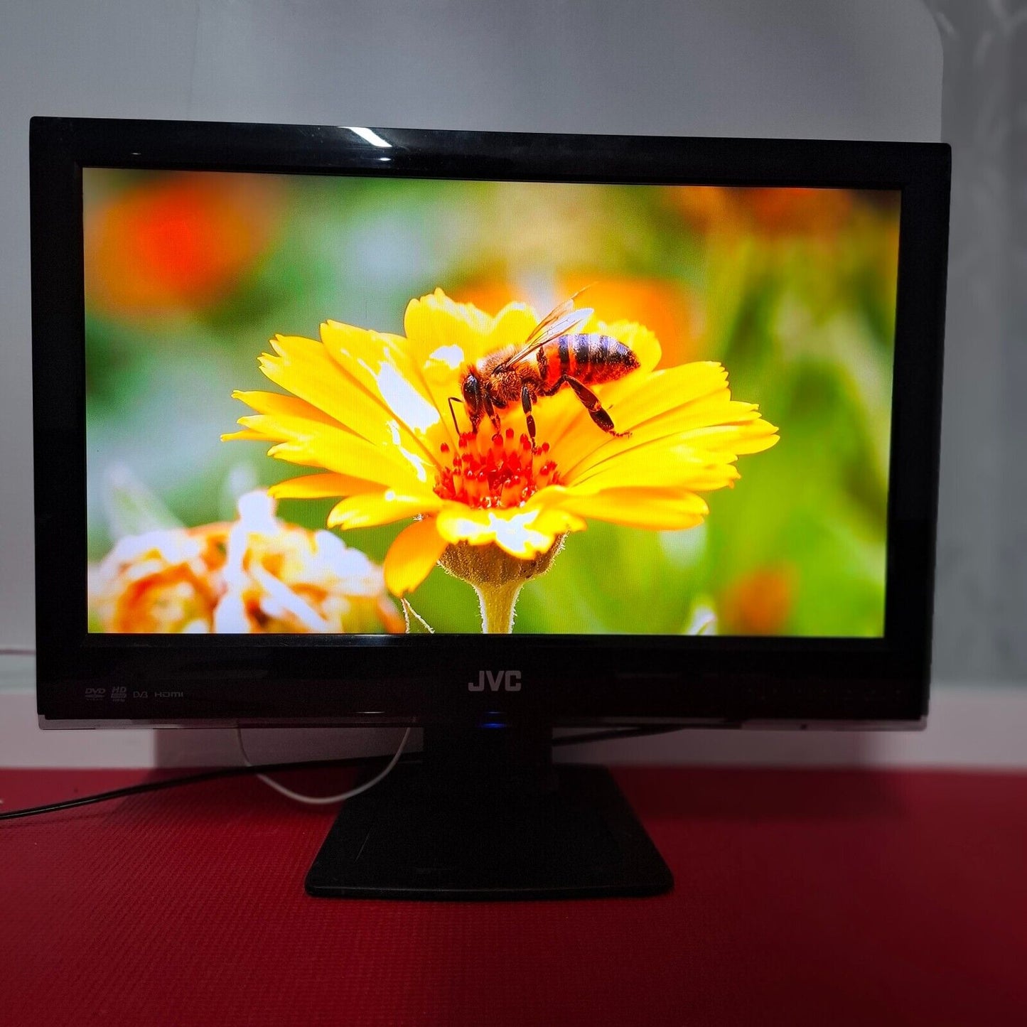 JVC LT-22HD32J 22" Full HD 1080p LED TV HDMI USB With Stand + Remote