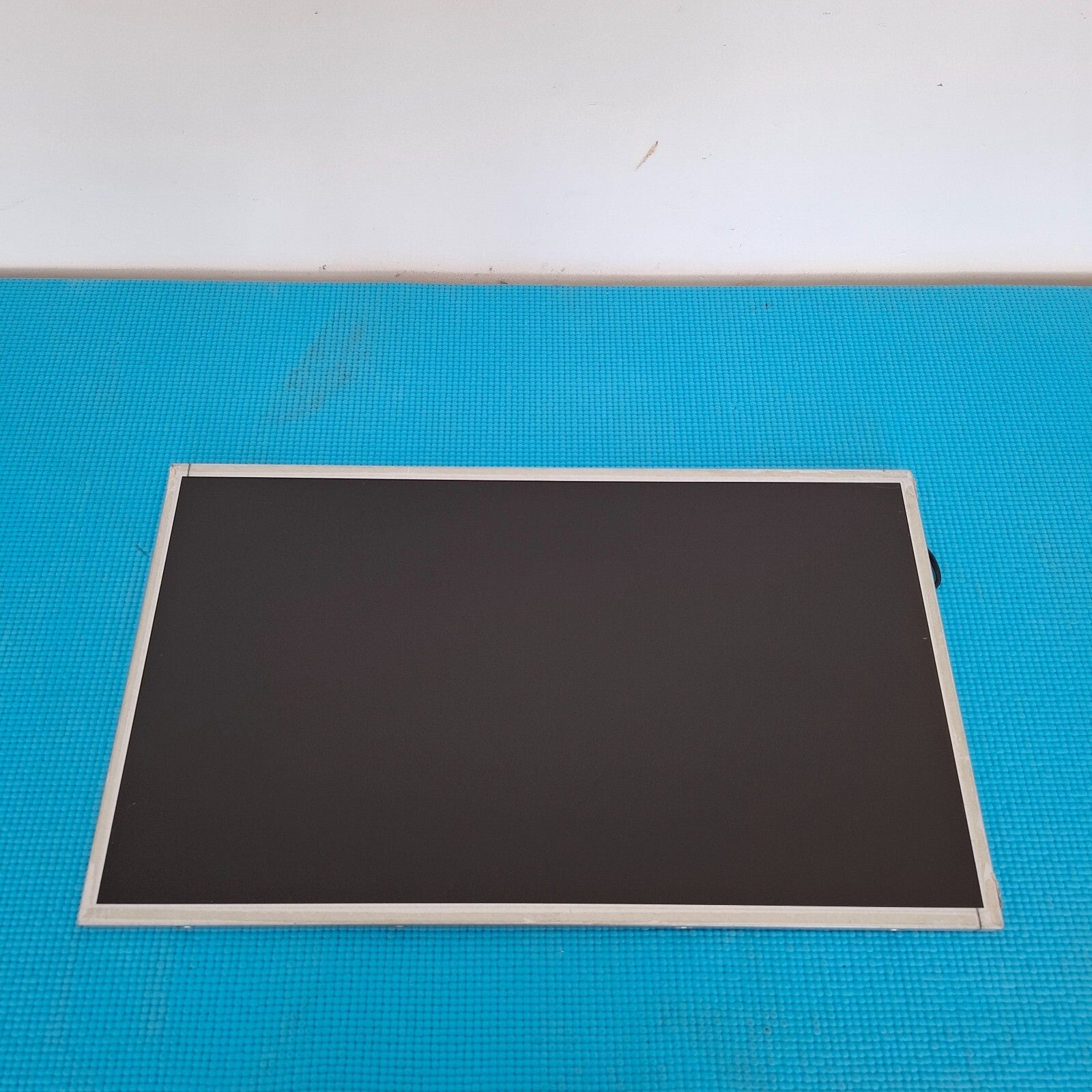 LED/LCD SCREEN PANEL AUO T240HW01 V.0 FOR PANASONIC TX-L24E3B 24" TV