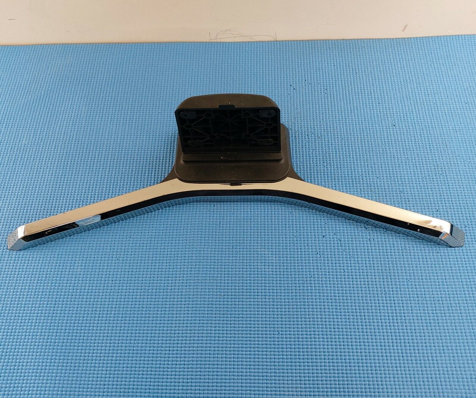 TABLETOP BASE STAND FOR JVC LT-40C880 LED TV + FIXING SCREWS